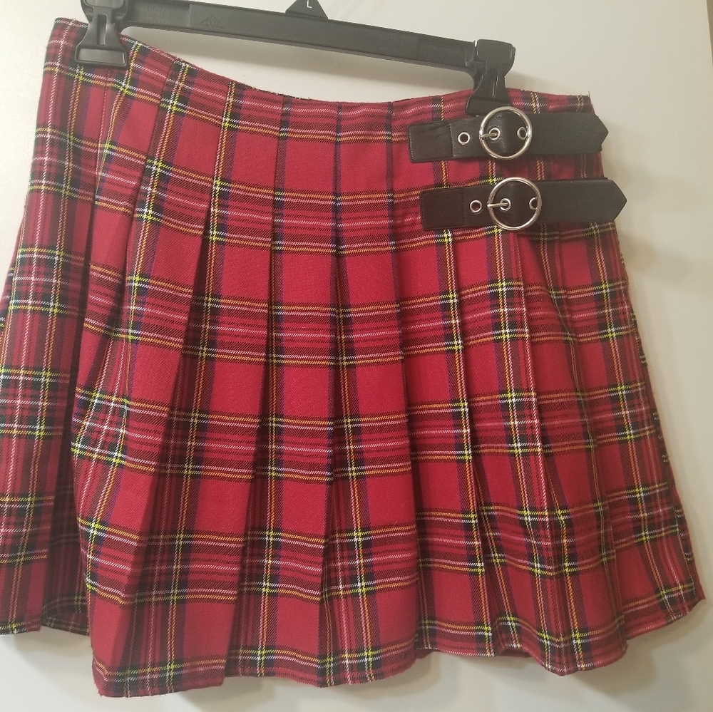 Classic cute pleated mini skirt